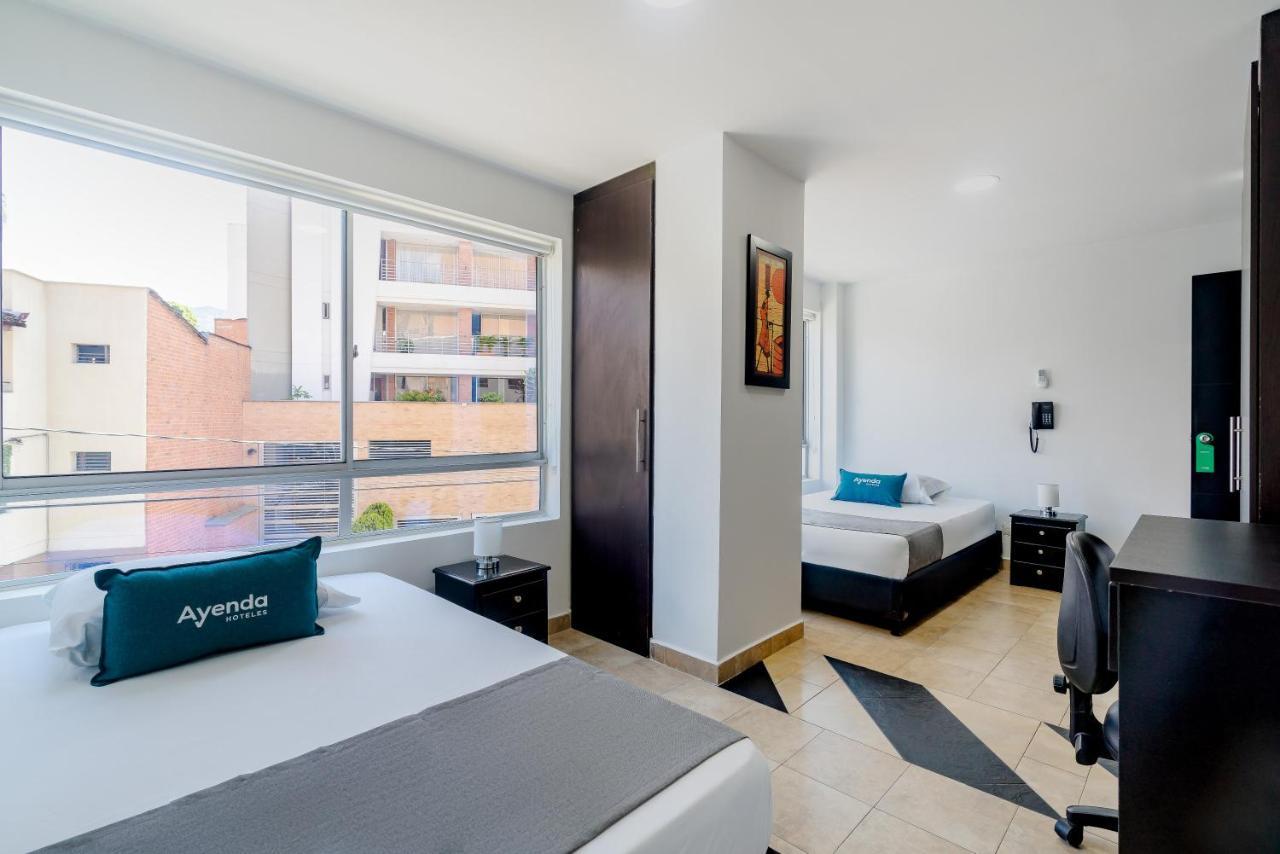 Ayenda Coliving La 78A Hotel Меделин Екстериор снимка