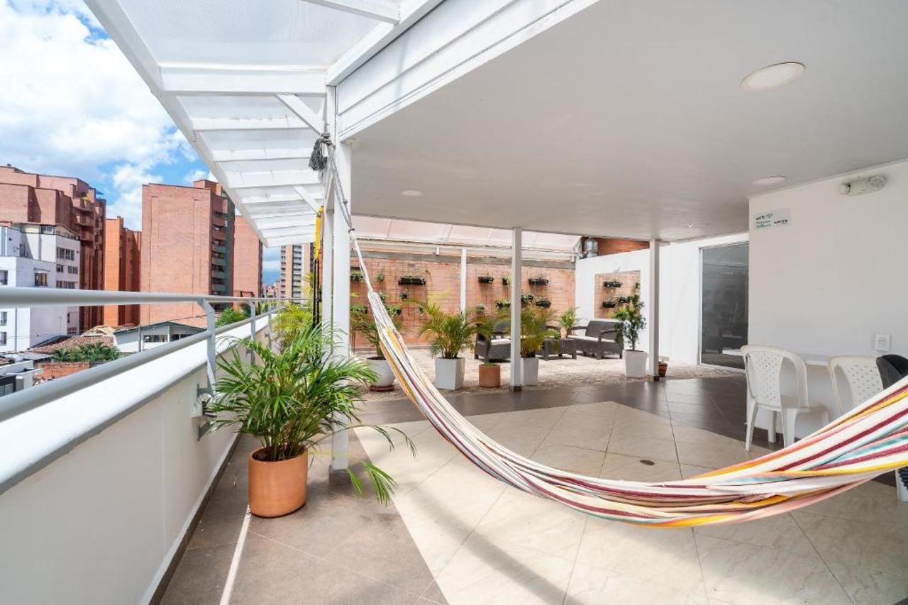 Ayenda Coliving La 78A Hotel Меделин Екстериор снимка